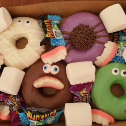 DaviDonuts lança kit temático de Halloween