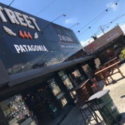 Street Patagonia reabre com promoções e novidades no cardápio