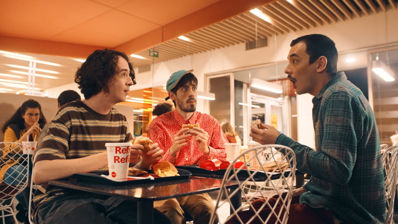 Méqui apresenta o "Chickenês", a língua oficial dos McChicken Lovers