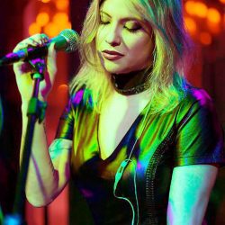 Foto: A cantora Samy Savtchen do Dose in Blues - Alessandro Reis/Divulgação