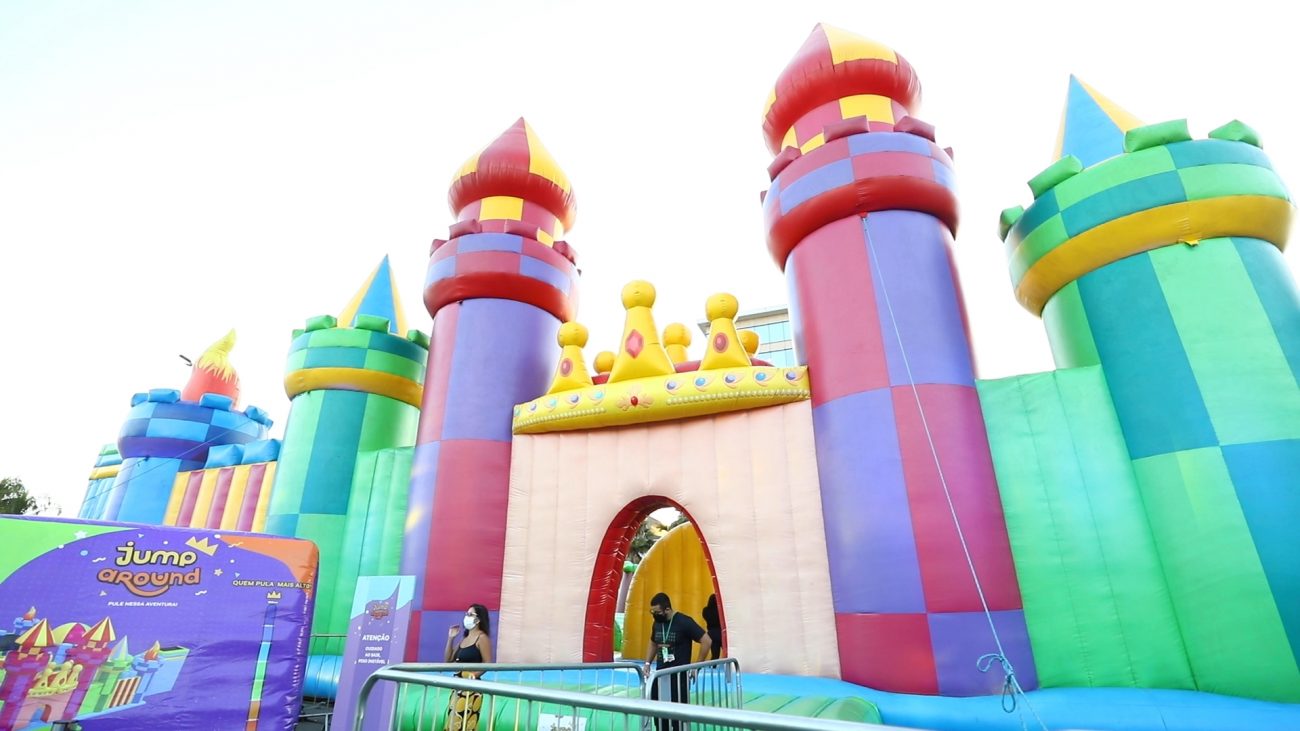 Jump Around: o maior castelo inflável da América Latina chega ao ParkShoppingBarigüi