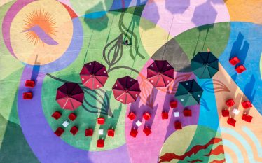 Maior mural do Estado do Paraná está exposto na 27ª edição da CASACOR, em ambiente aberto ao público