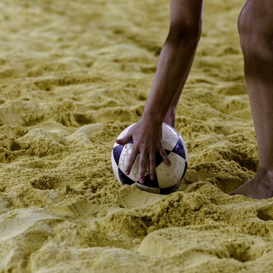 Pontuou promove sábadão com feijoada, música ao vivo e esportes de areia em Curitiba
