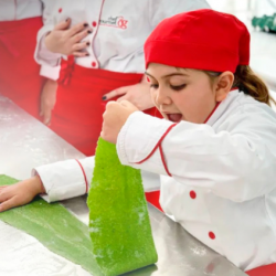 Escola Chef Gourmet realiza oficina infantil com Restaurante Madalosso