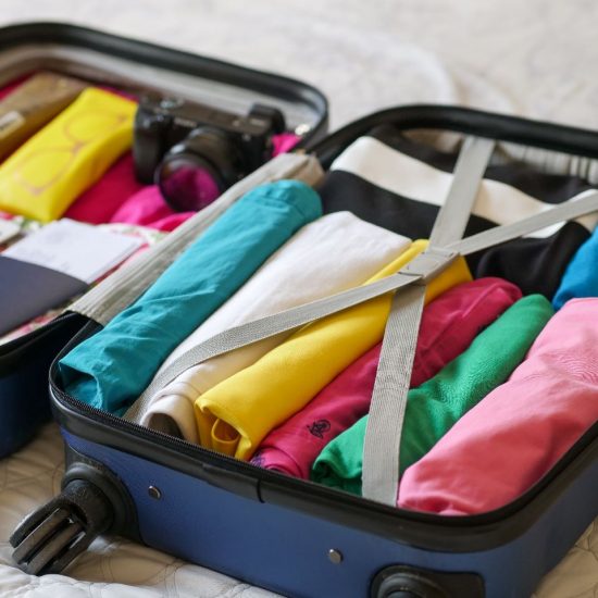Lavoutique está com 10% de descontos na higienização de malas de viagens, mochilas e estojos escolares