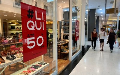 Liquidação: lojas do Shopping Curitiba oferecem descontos de até 50%
