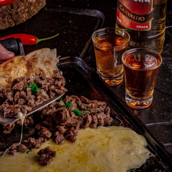 5 bares tradicionais que servem comida de boteco em Curitiba (dica extra)