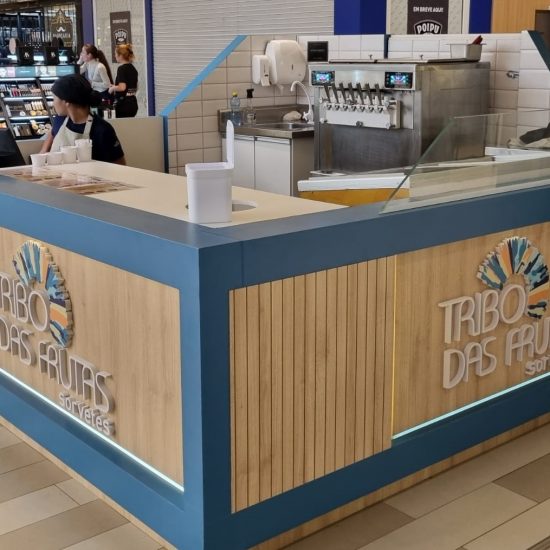 quiosque tribo das frutas