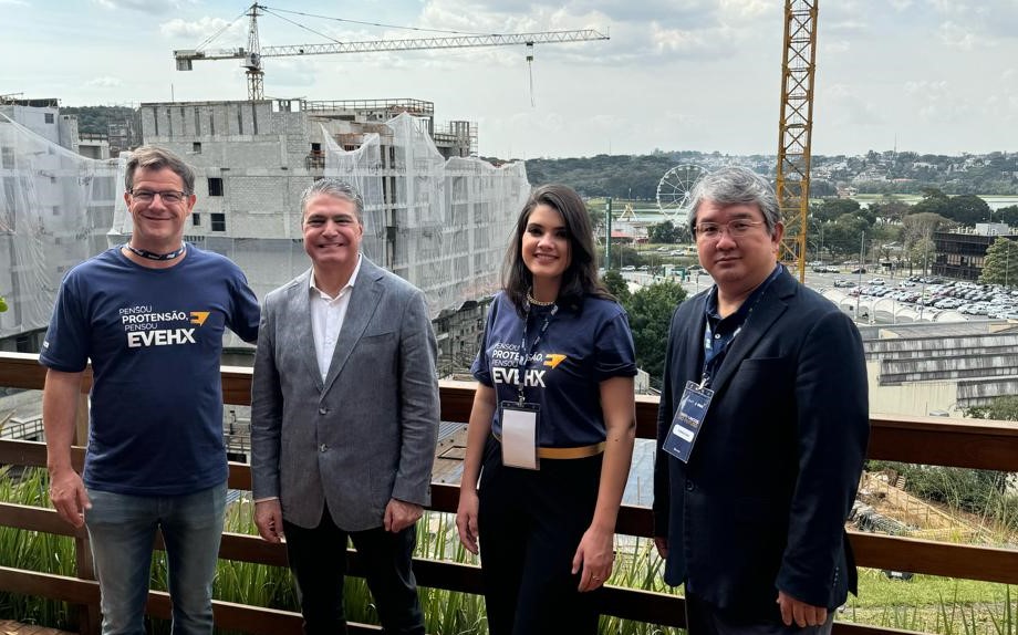 Ernani Simas, Carlos Noleto, Ana Laura Medeiros e Thomas Kang_crédito foto divulgação