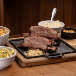 Da brasa à coquetelaria, Boi Tatá renova conceito sem abrir mão das raízes