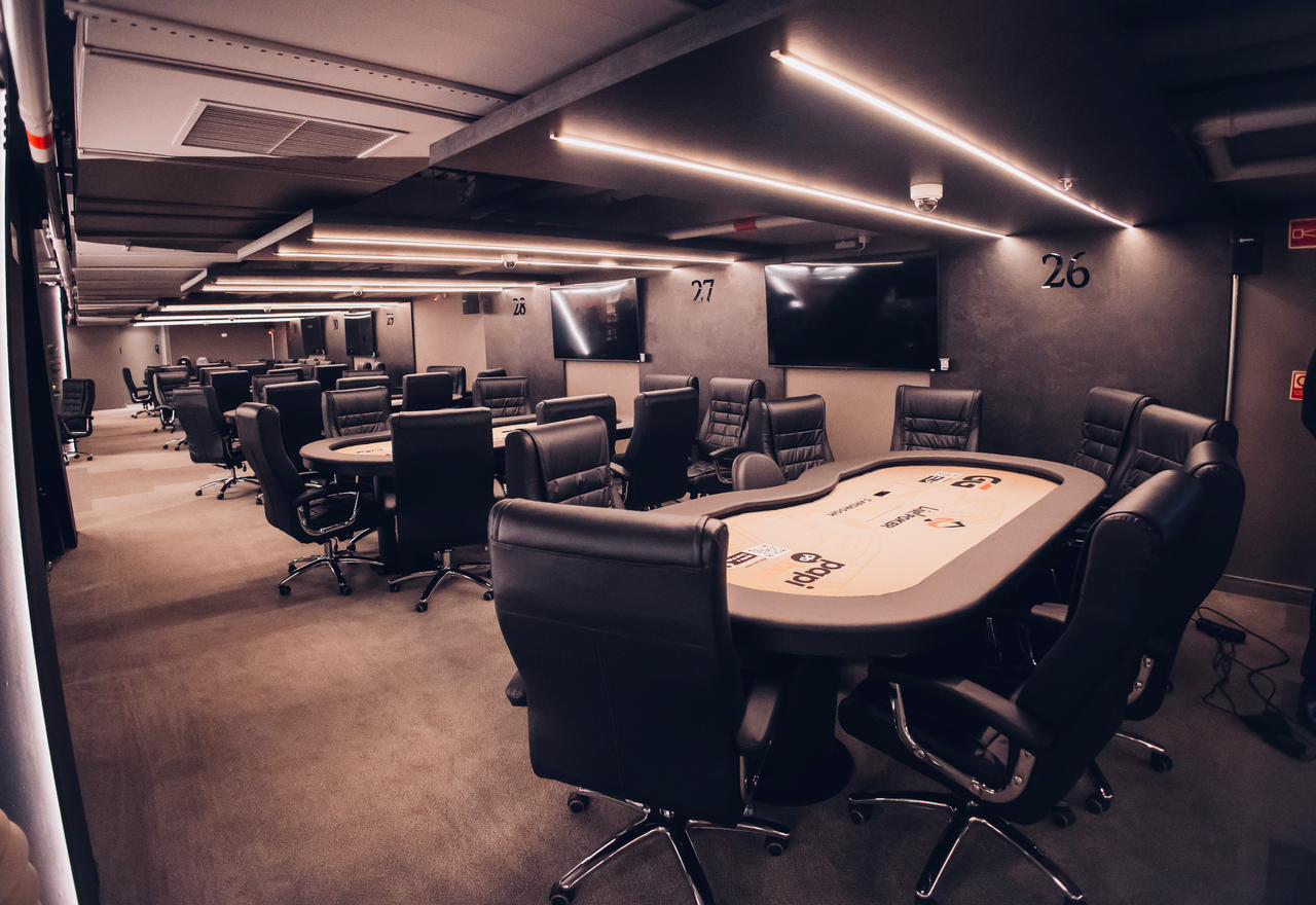 Live Poker Club Shopping Estação