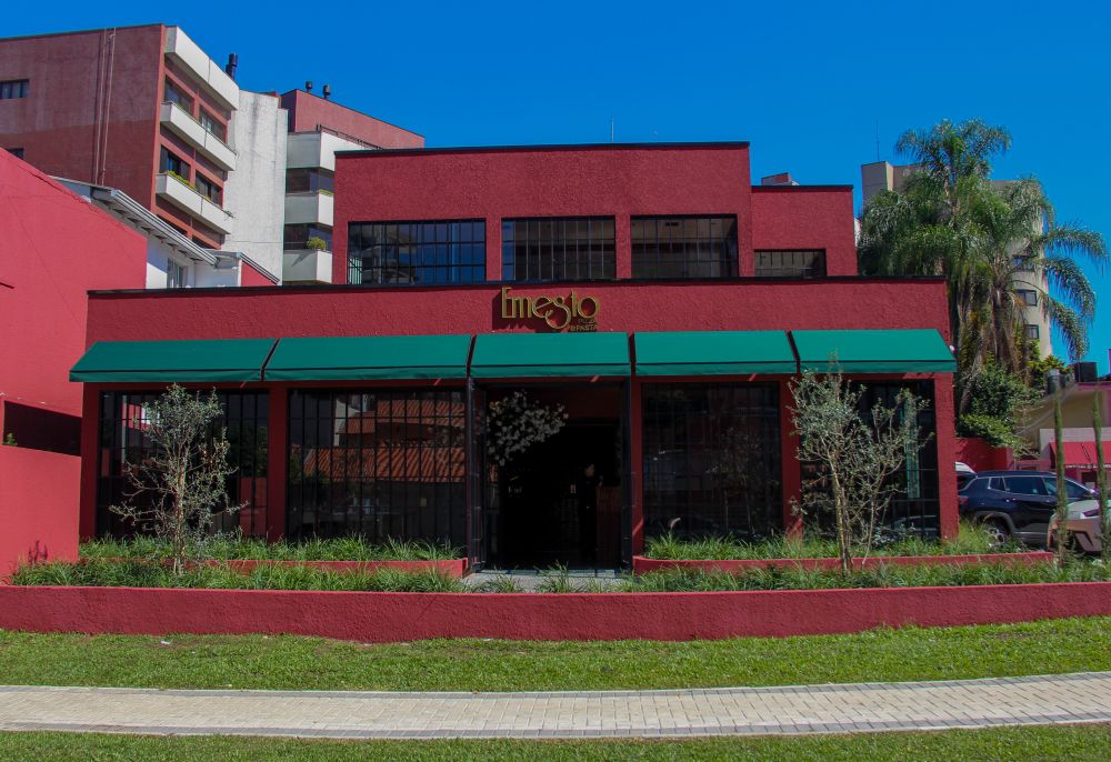 Ernesto Pizza & Pasta_fachada Batel_crédito foto_Morôni Malkovich