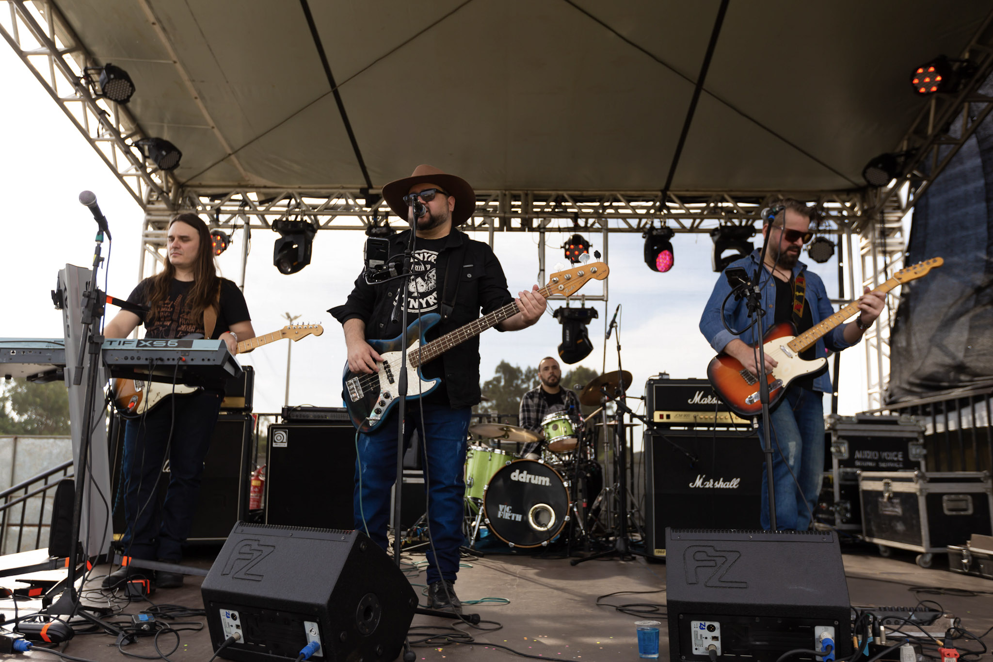 Alabama Colts leva o country rock ao Crossroads Southern Roots, com guitarras, violões e harmonias vocais. Foto_ divulgação.