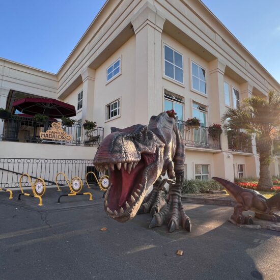 Exposição de Dinossauros – Família Madalosso
