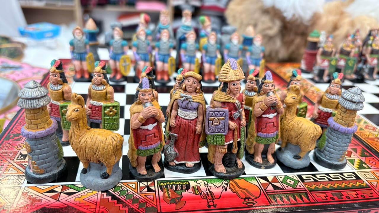 Primeira vez em Curitiba - Feira Mãos Peruanas leva artesanato, sabores e tradição andina ao Shopping Estação